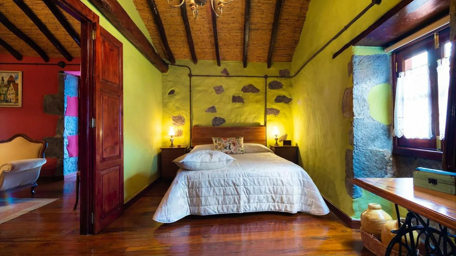 Charming Chalet In Firgas With Bbq And Internet Included 0*,
