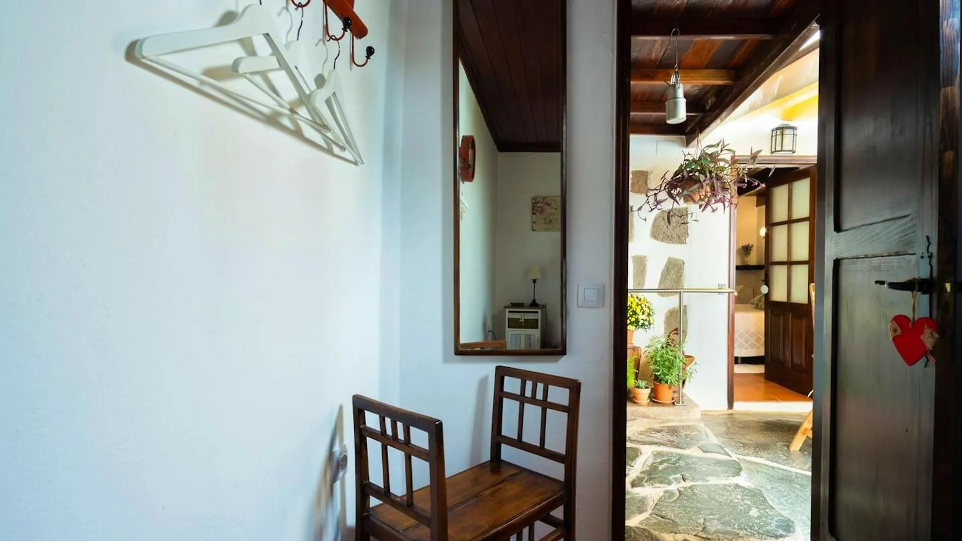 Charming Chalet In Firgas With Bbq And Internet Included