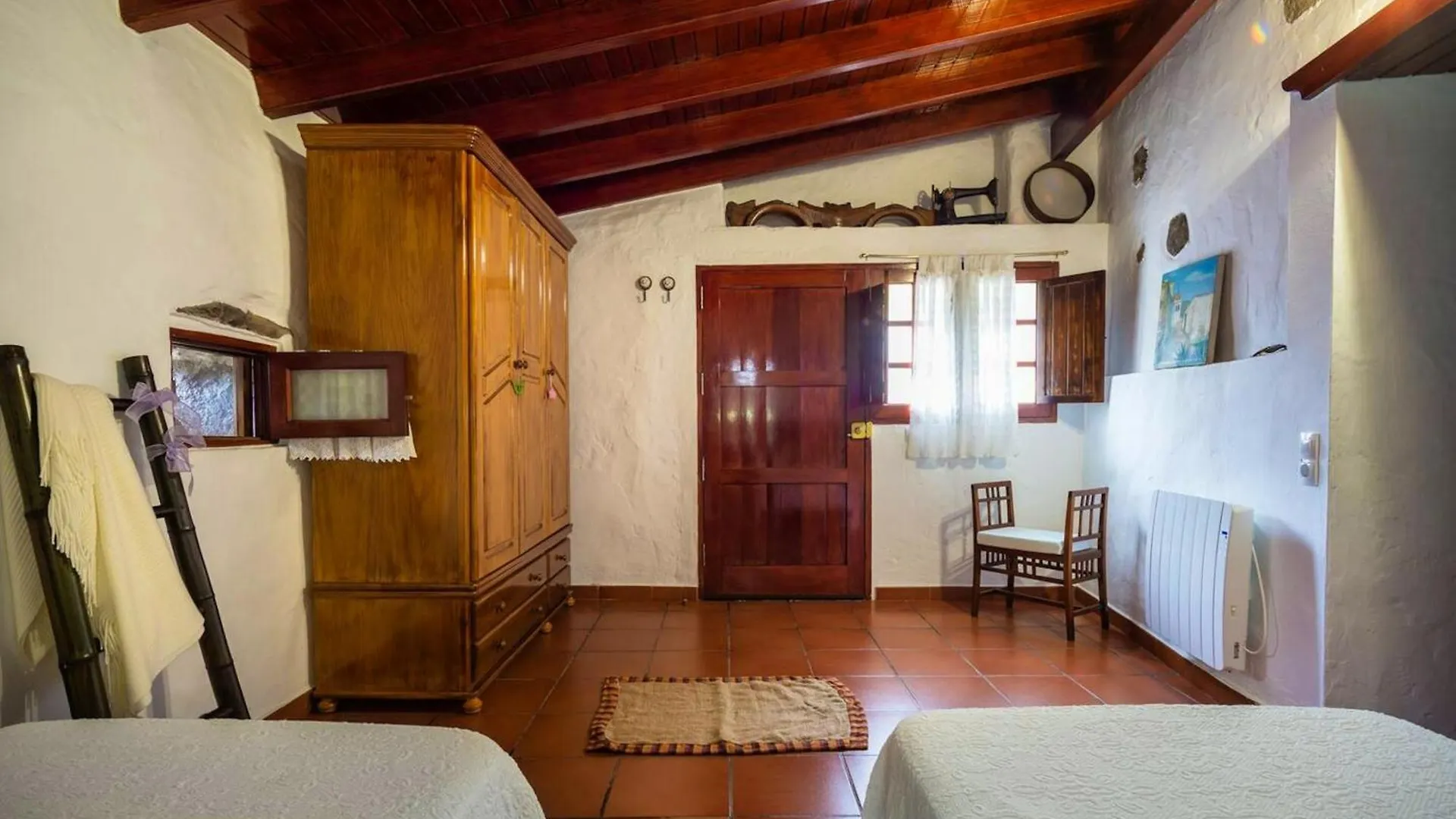 Charming Chalet In Firgas With Bbq And Internet Included