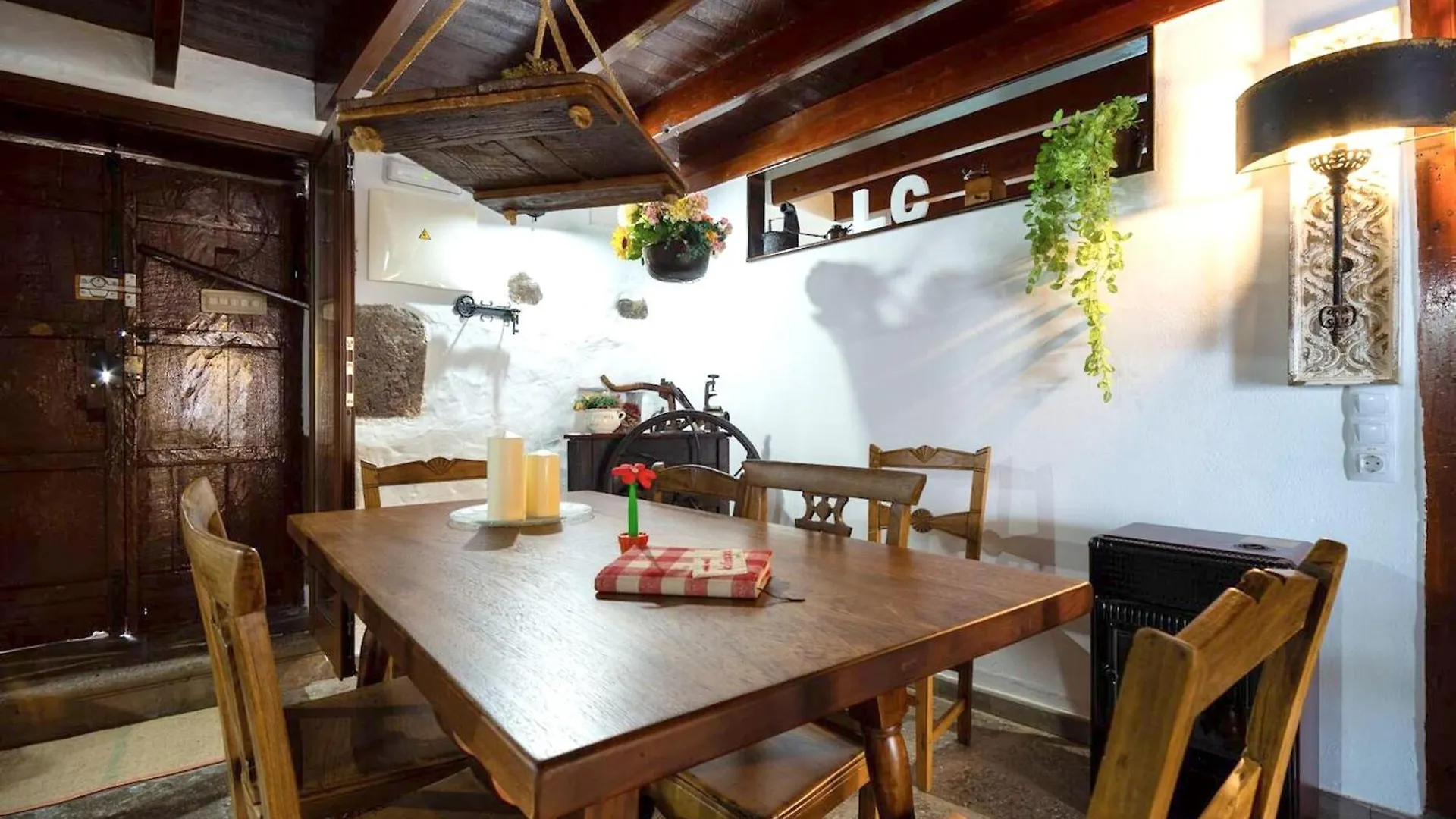 Charming Chalet In Firgas With Bbq And Internet Included
